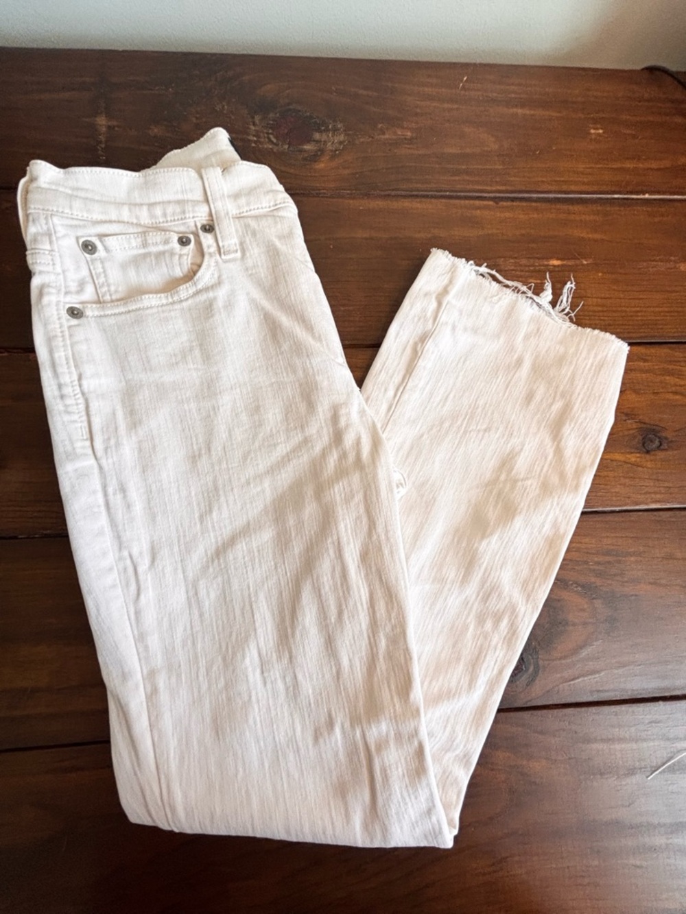 J. Crew White Straight-Leg Jeans with Raw Hem SZ 27 Summer Minimalist